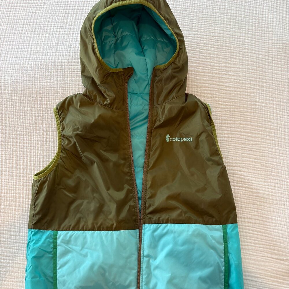 Cotopaxi Blue and Green Hooded Vest